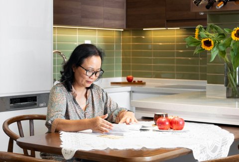 Căn hộ 65 m2 có nội thất thiết kế riêng cho người lớn tuổi ở Hưng Yên