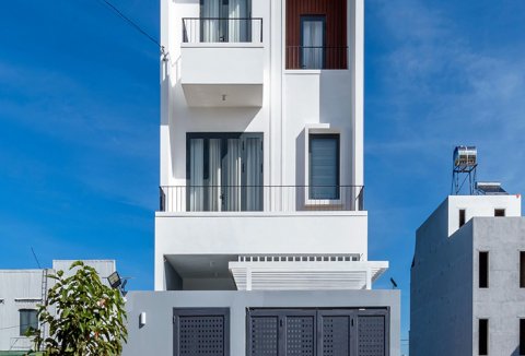 Ngôi nhà 120 m2 thiết kế thông tầng để giảm phí xây dựng