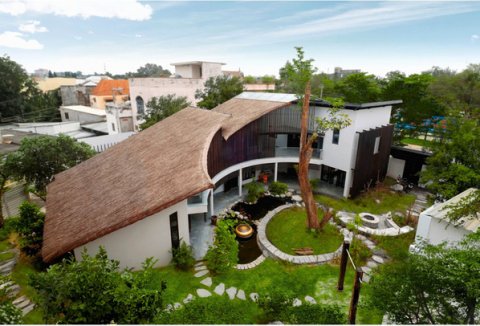 Nhà mái lá “vạn người mê” ở Biên Hòa