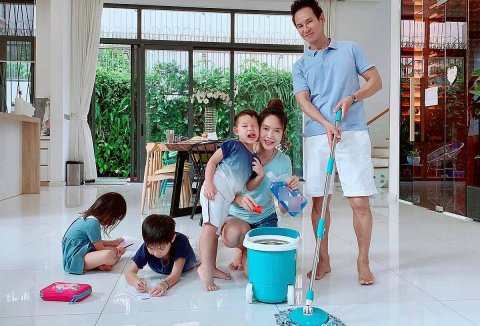 Rời bỏ ngôi nhà 2 triệu đô, vợ chồng Lý Hải - Minh Hà chuyển hẳn ra căn nhà vườn ở ngoại thành sinh sống
