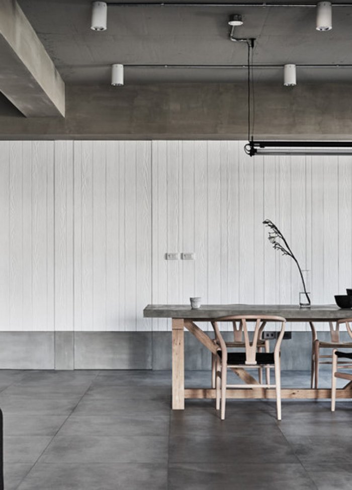 Căn hộ 168 m² chỉ thấy gỗ và thép