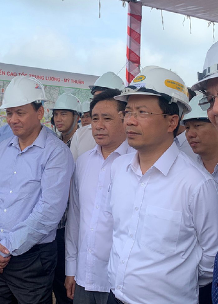 Cao tốc Trung Lương - Mỹ Thuận hoàn thành 50%