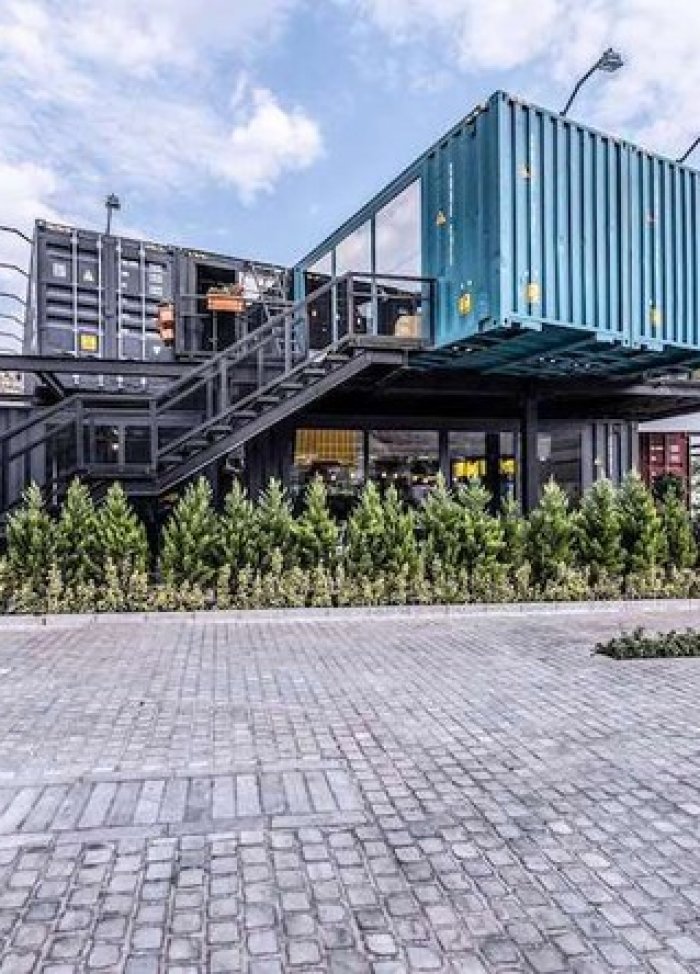 Choáng ngợp với trung tâm thư giãn làm từ container tái chế