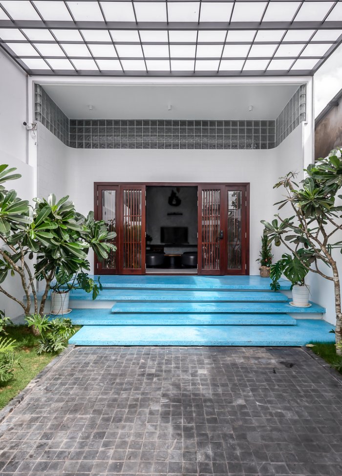 Gia chủ Sóc Trăng xây nhà ống dễ chịu như resort trên mảnh đất vừa hẹp vừa dài