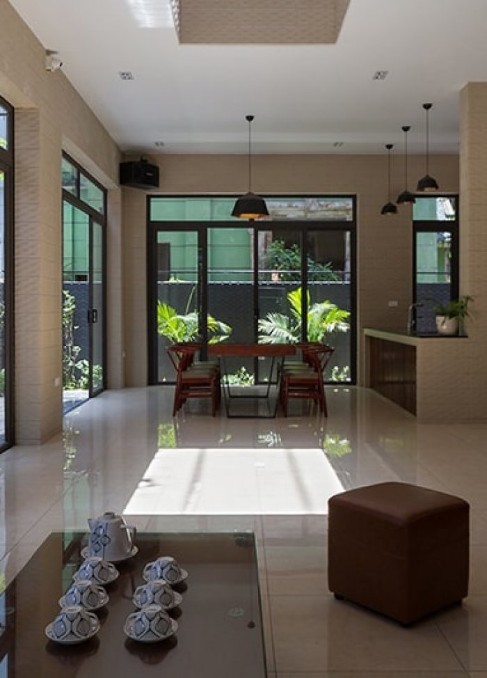 Lttd House – Ngôi Nhà Đen Tuyền Sang Trọng | Thiết Kế Kiến Trúc Xanh