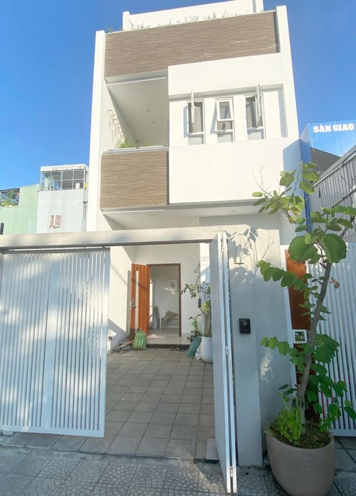Mê mẩn ngôi nhà màu trắng đẹp tinh khôi