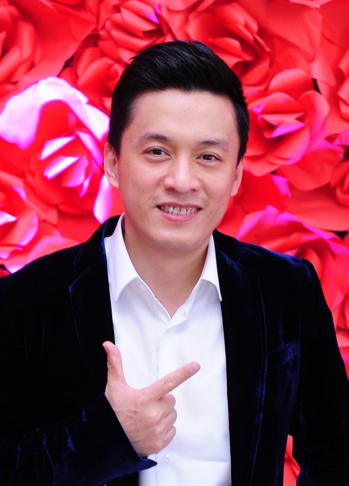 Ngắm nhà đẹp, xe sang Lam Trường mới tậu