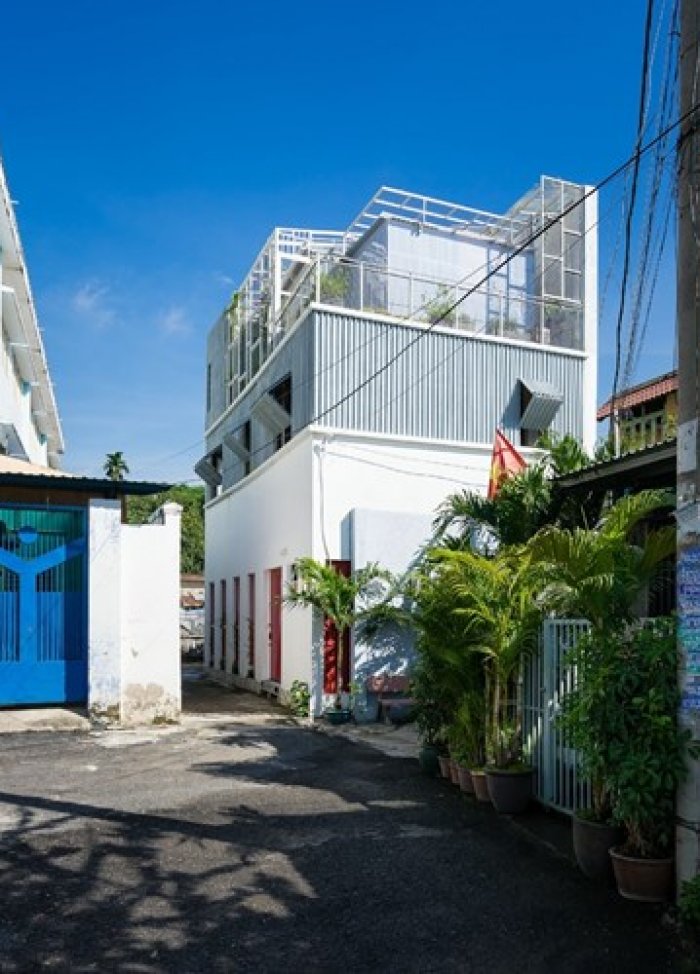 Báo Mỹ khen nức nở ngôi nhà 3 tầng ở TP. HCM