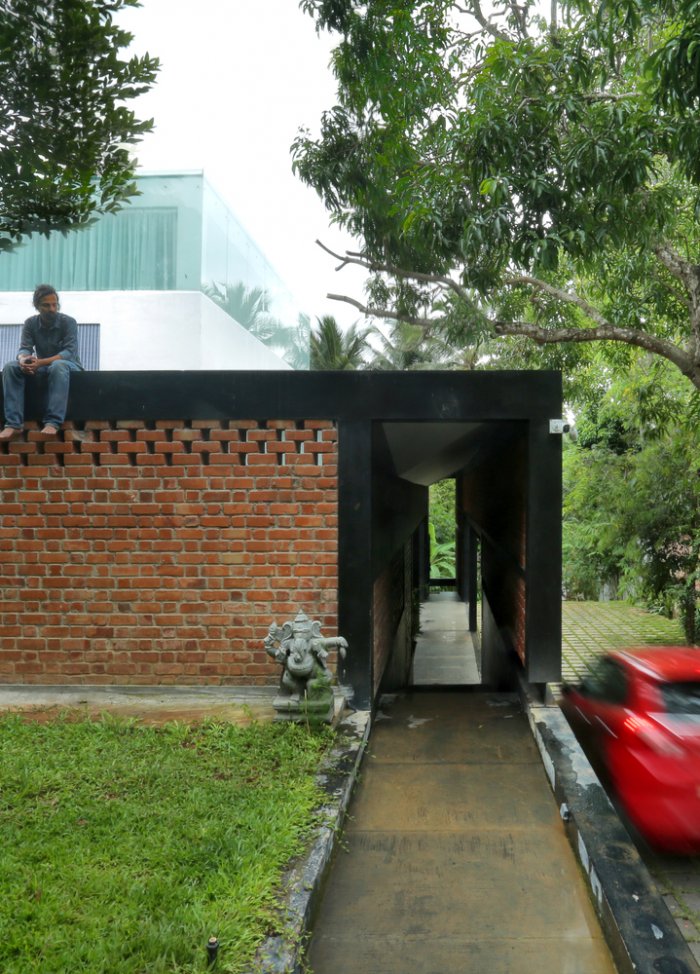Ngôi nhà vườn 500m2 kiến trúc hiện đại thiết kế cho người thích du lịch