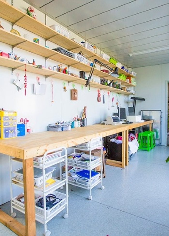 Người đàn ông làm ‘biệt thự’ container tặng vợ