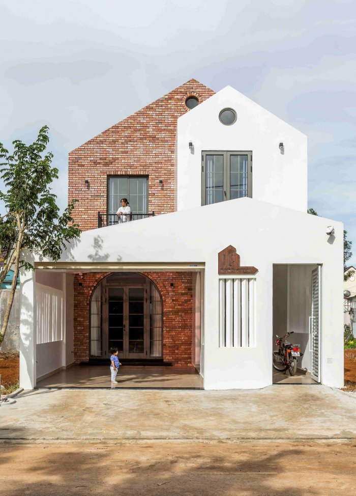 Nhà 7x21 lộng gió trên đất Tây Nguyên của cặp vợ chồng 9x