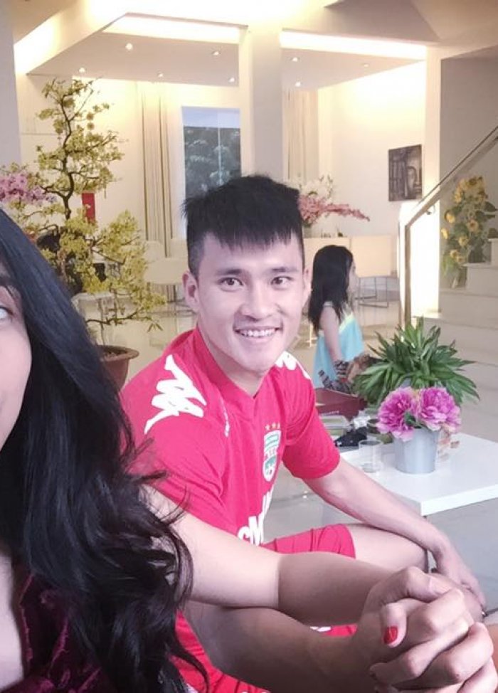 Trước khi tậu biệt thự triệu đô, nhiều sao Việt từng ở nhà cũ nát như thế này