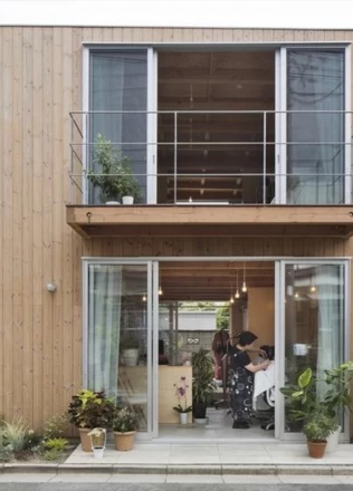  Căn nhà gỗ hai tầng diện tích 79 m2