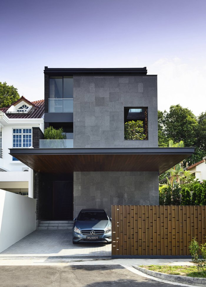 Nhà phố 3 tầng tại Singapore quanh năm lộng gió và thoáng sáng nhờ thiết kế “kín mặt trước, hở mặt sau”