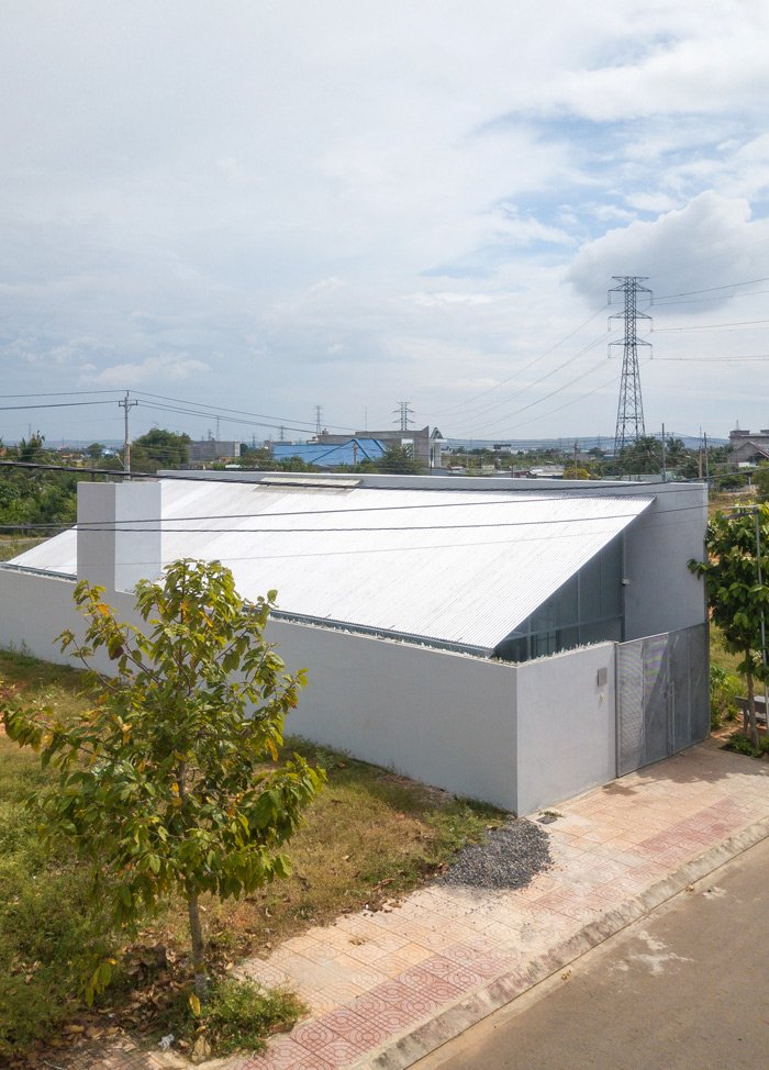 Nhà phố 86 m2 với hệ khung bằng thép tiền chế tại Bình Thuận