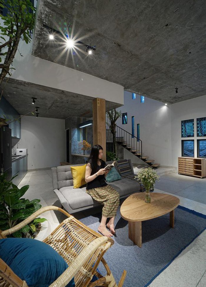 Nhà Việt hình ‘hoa cúc’ đẹp long lanh trên báo ngoại
