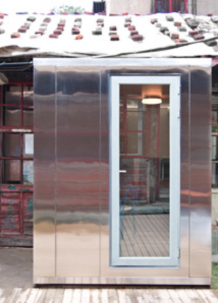 Mang nét hiện đại cho ngôi nhà cổ 60m² trong...2 ngày