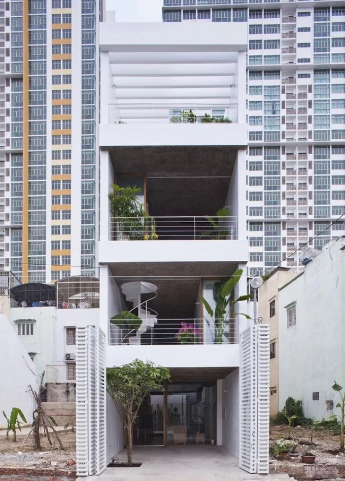  Nhà ống Sài Gòn thoáng đẹp nhờ kiến trúc kiểu Nhật