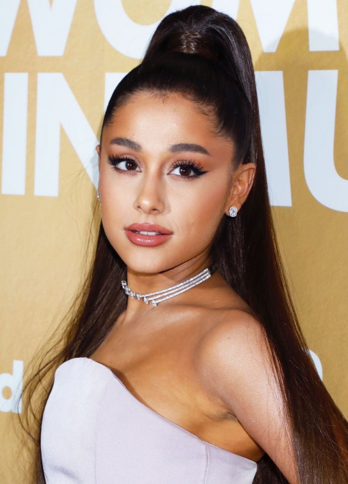 Nữ ca sĩ Ariana Grande ở biệt thự thuê giá 40.000 USD/tháng