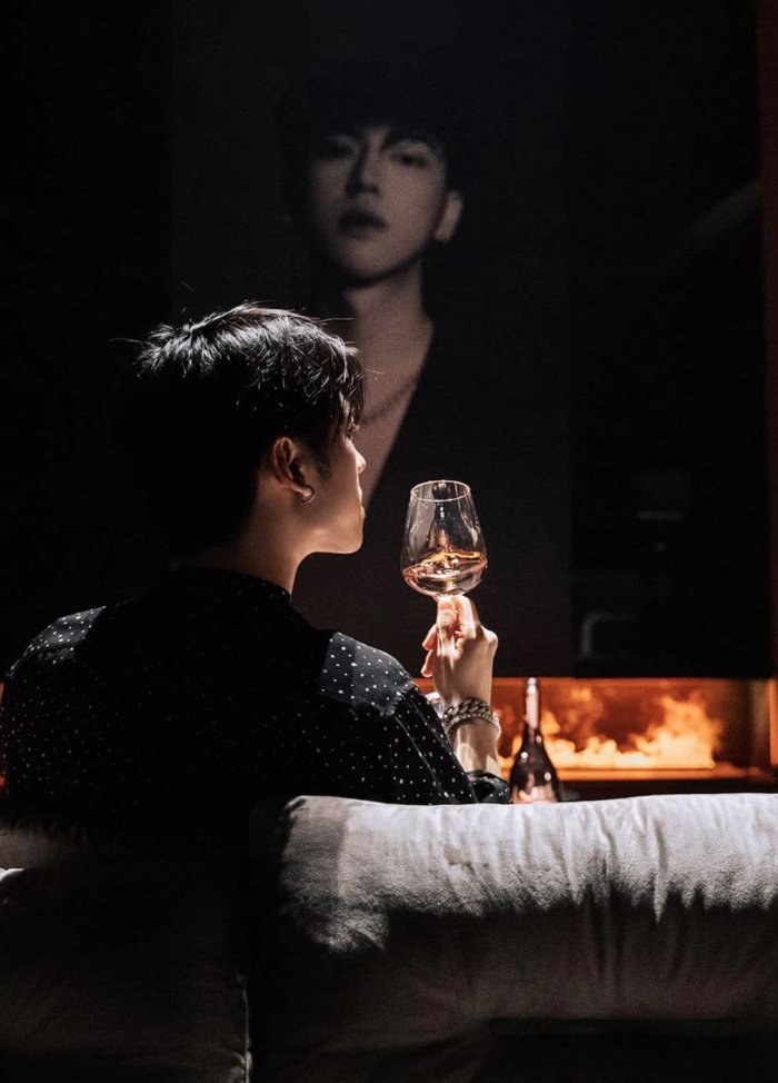 Penthouse 20 tỷ với gam màu đen huyền bí và sang trọng của 9X độc thân: Mạnh tay "chốt đơn" thiết kế lên tới 6 tỷ