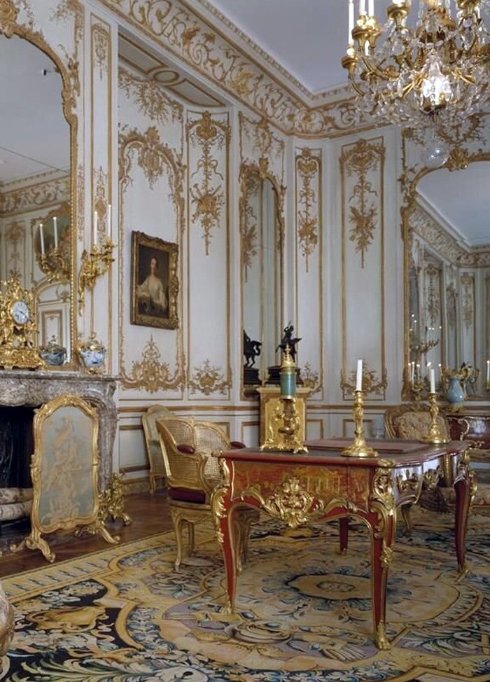 Phong cách Rococo là gì? Tìm hiểu về nguồn gốc hội họa và điêu khắc Rococo