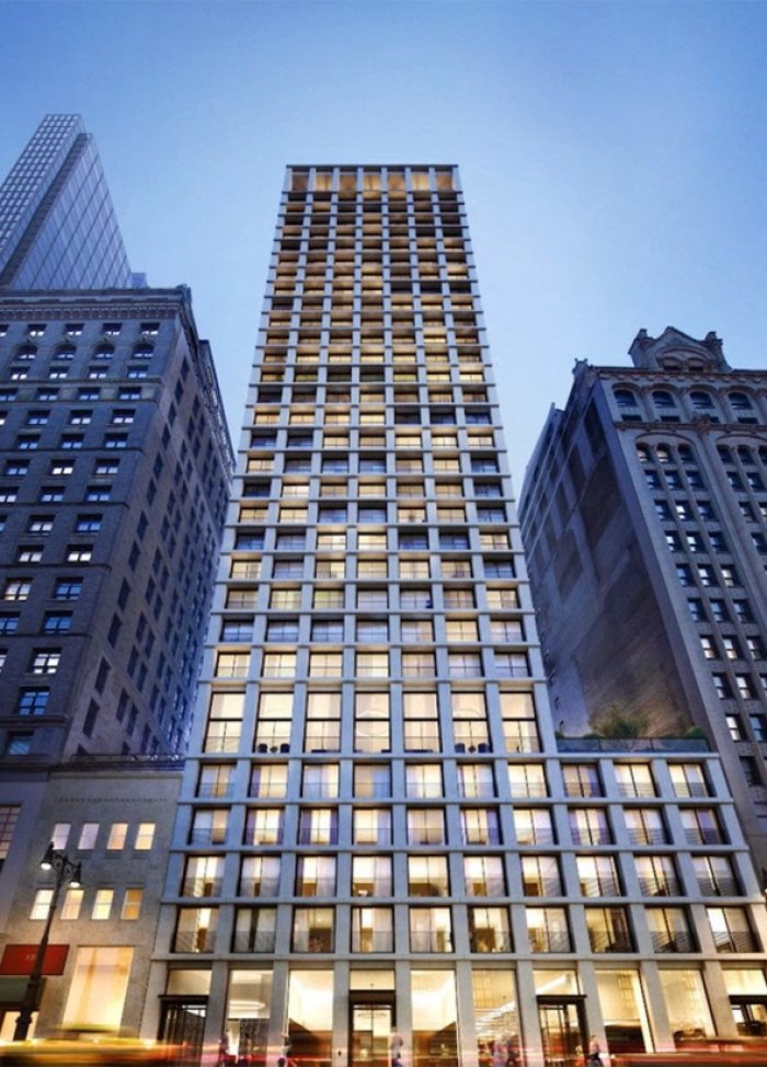 Đứng hình trước khối cẩm thạch chọc trời sang trọng bậc nhất New York