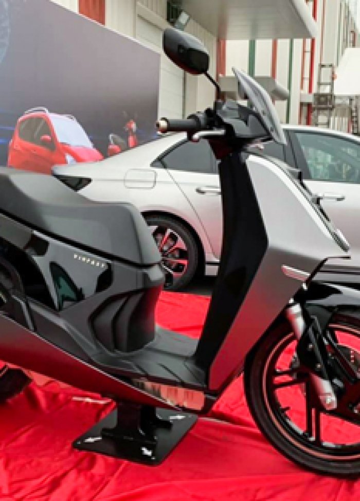 V9 - xe máy điện thể thao mới của VinFast lộ diện