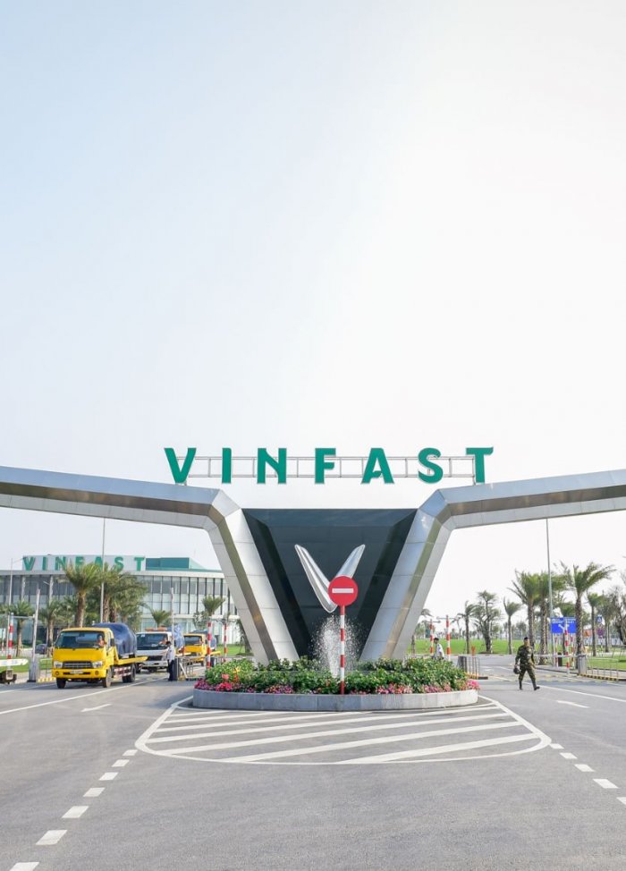 Vingroup thành lập VinBus, tham gia lĩnh vực vận tải hành khách, 100% xe buýt điện